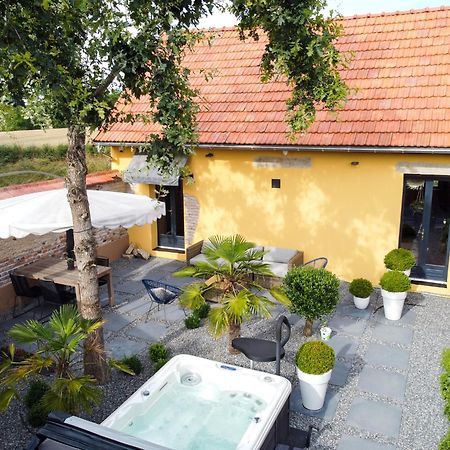 Gites Briffaut Saint-Hilaire-Fontaine Luaran gambar